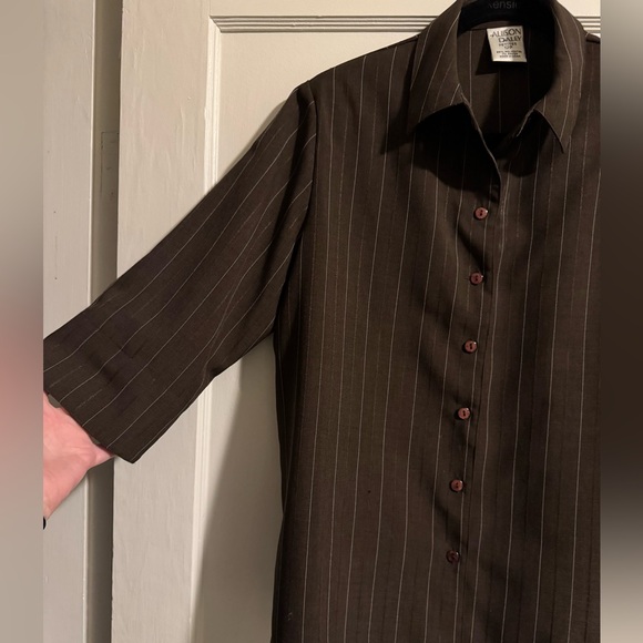 Vintage Women’s button up size 12 p (large) - Picture 2 of 4